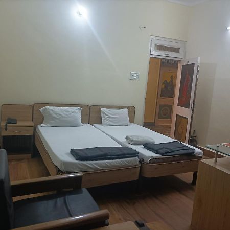 Hotel Midtown Haridwar Ngoại thất bức ảnh