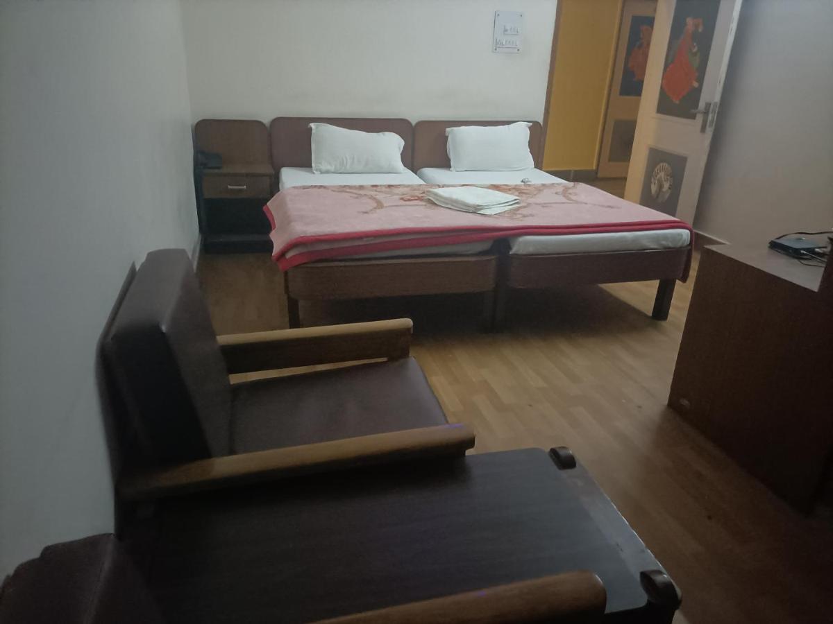 Hotel Midtown Haridwar Ngoại thất bức ảnh