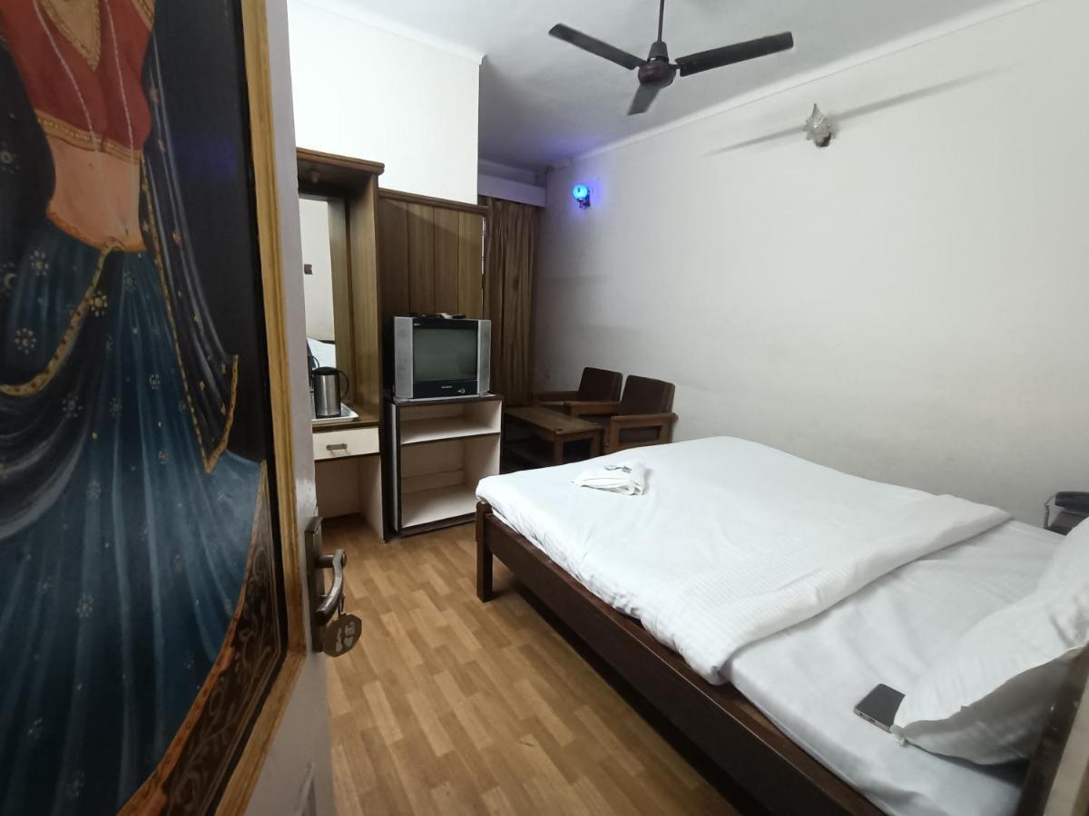 Hotel Midtown Haridwar Ngoại thất bức ảnh