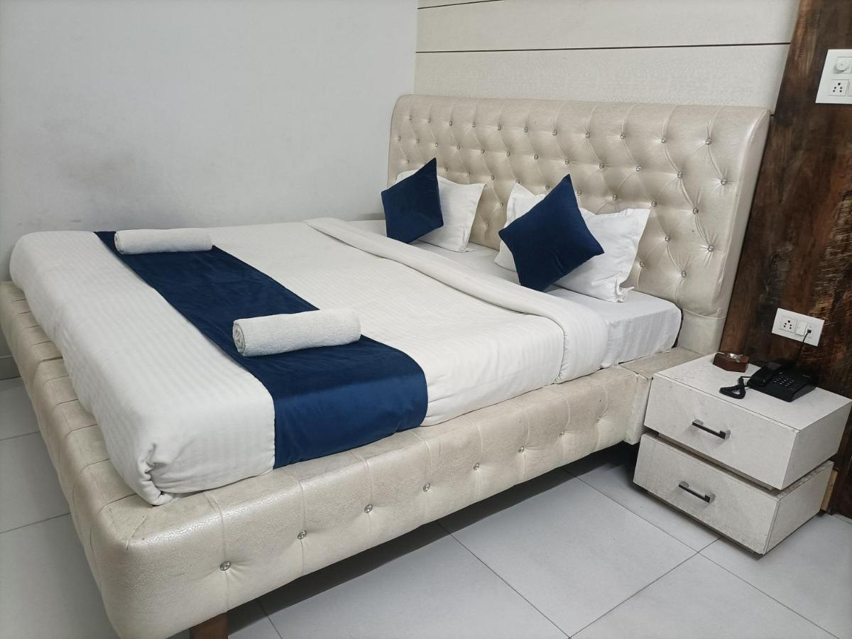 Hotel Midtown Haridwar Ngoại thất bức ảnh